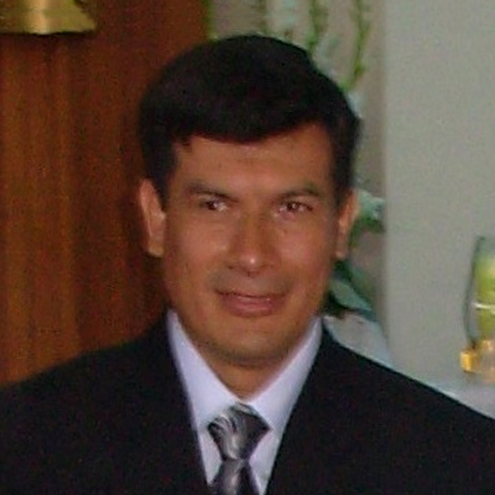 DR. WALDEYER BECERRA CARRANZA